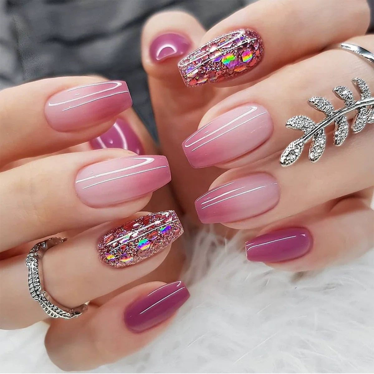 12 Sizes-24 Pcs  Press On Nails JP2577